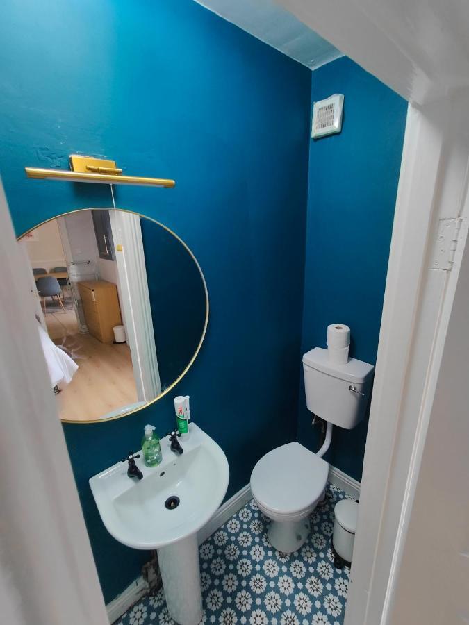 Modern 4 Bedroom Townhouse In City Centre